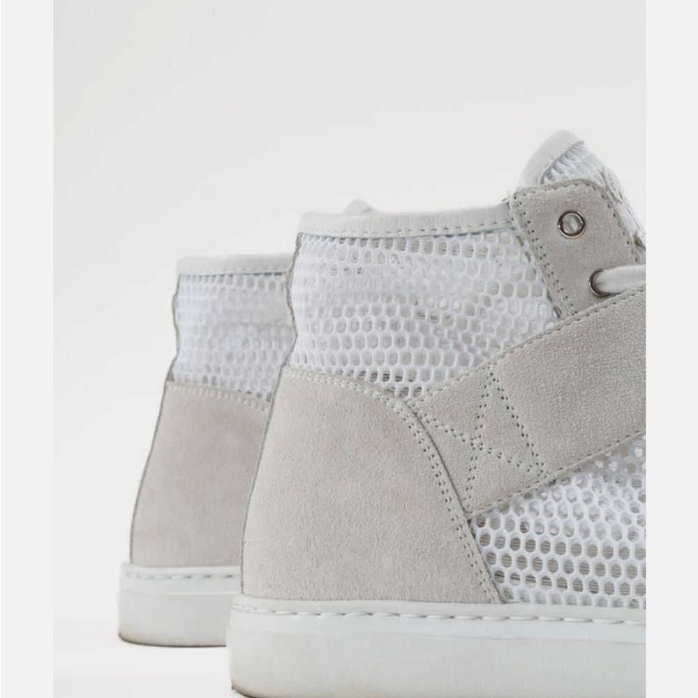 CHANEL Cream and White mesh Sneakers, US7 - Picture 10 of 11